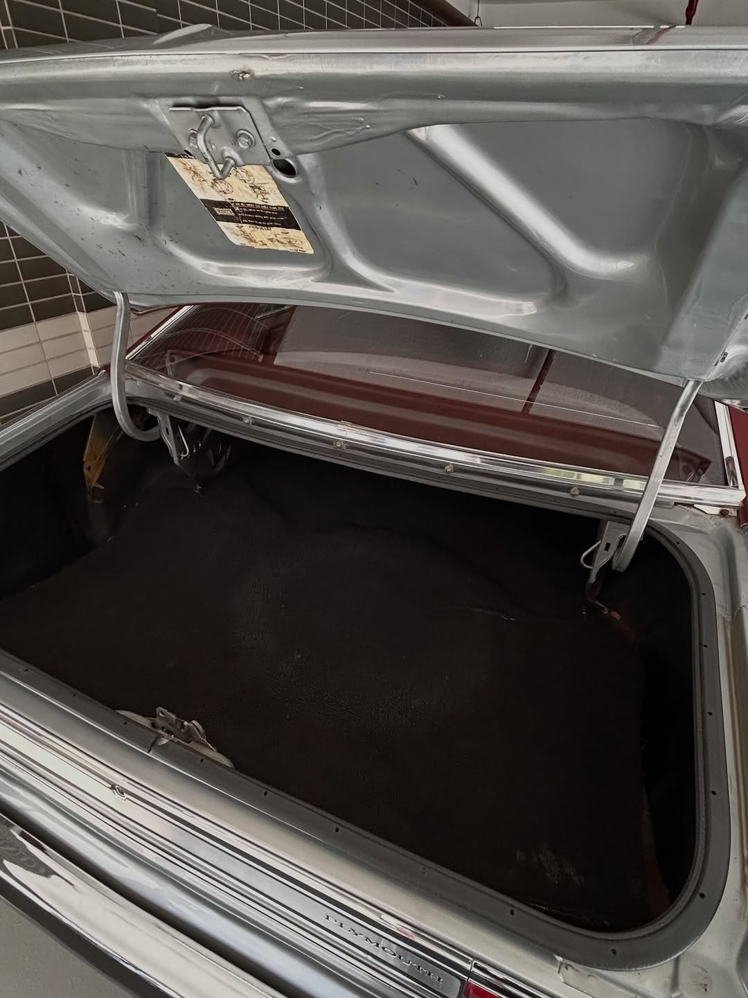 PLYMOUTH VOLARE PREMIER COUPÉ - Imagem 15