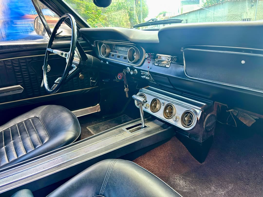FORD MUSTANG HARDTOP - Imagem 8