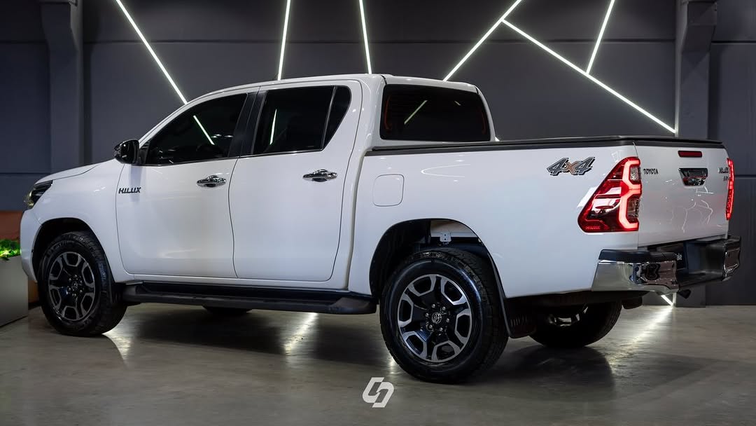 TOYOTA HILUX SRX - Imagem 3