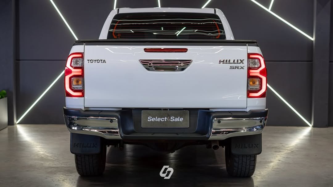 TOYOTA HILUX SRX - Imagem 7