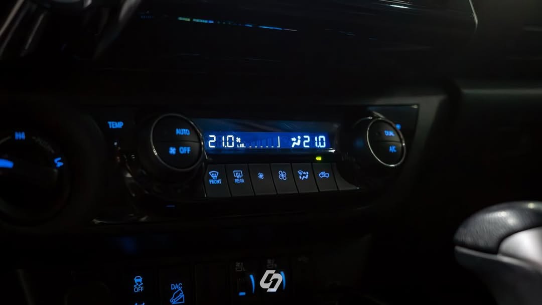 TOYOTA HILUX SRX - Imagem 10