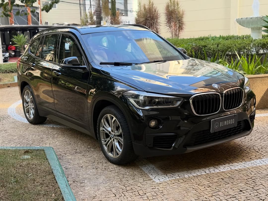 BMW X1 SDRIVE20I - Imagem 2