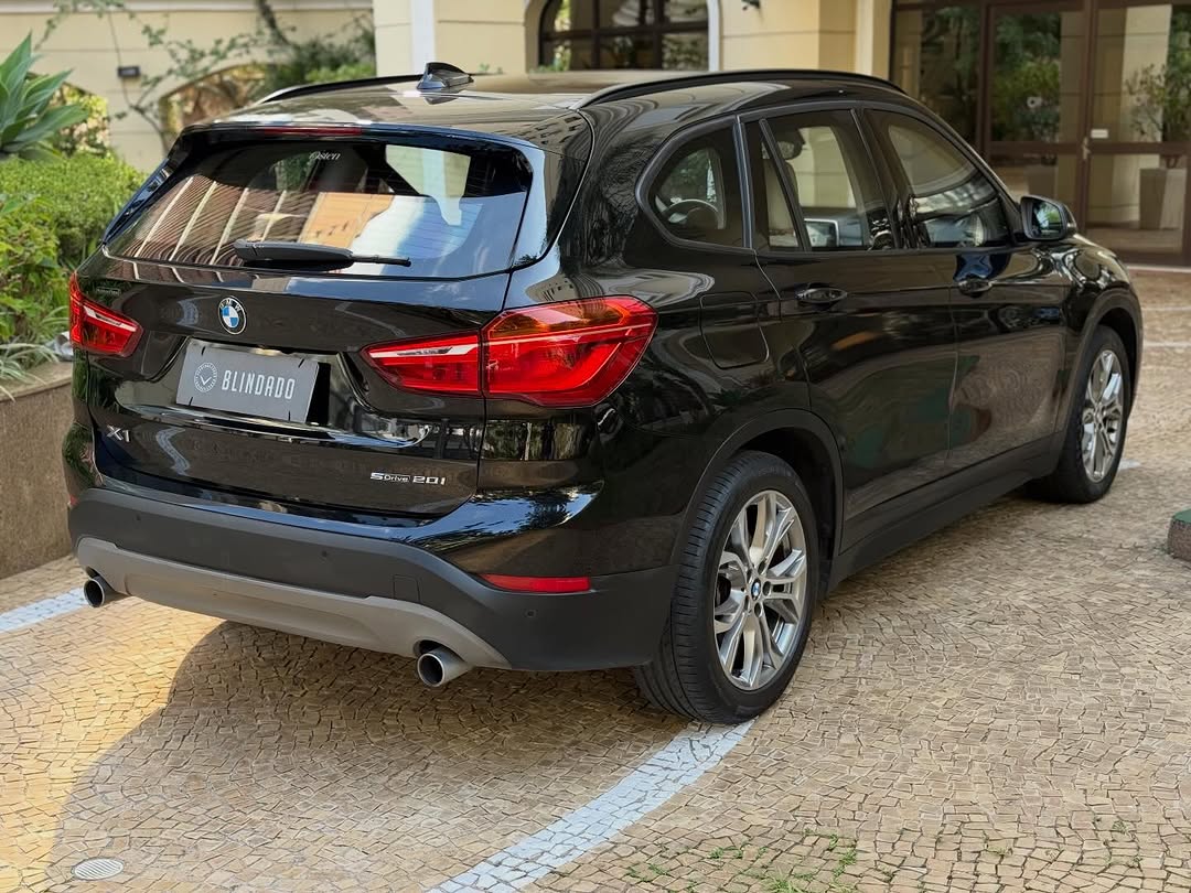 BMW X1 SDRIVE20I - Imagem 3