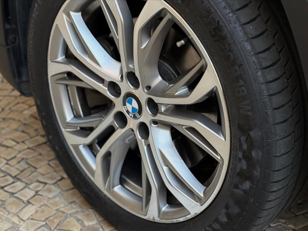 BMW X1 SDRIVE20I - Imagem 9