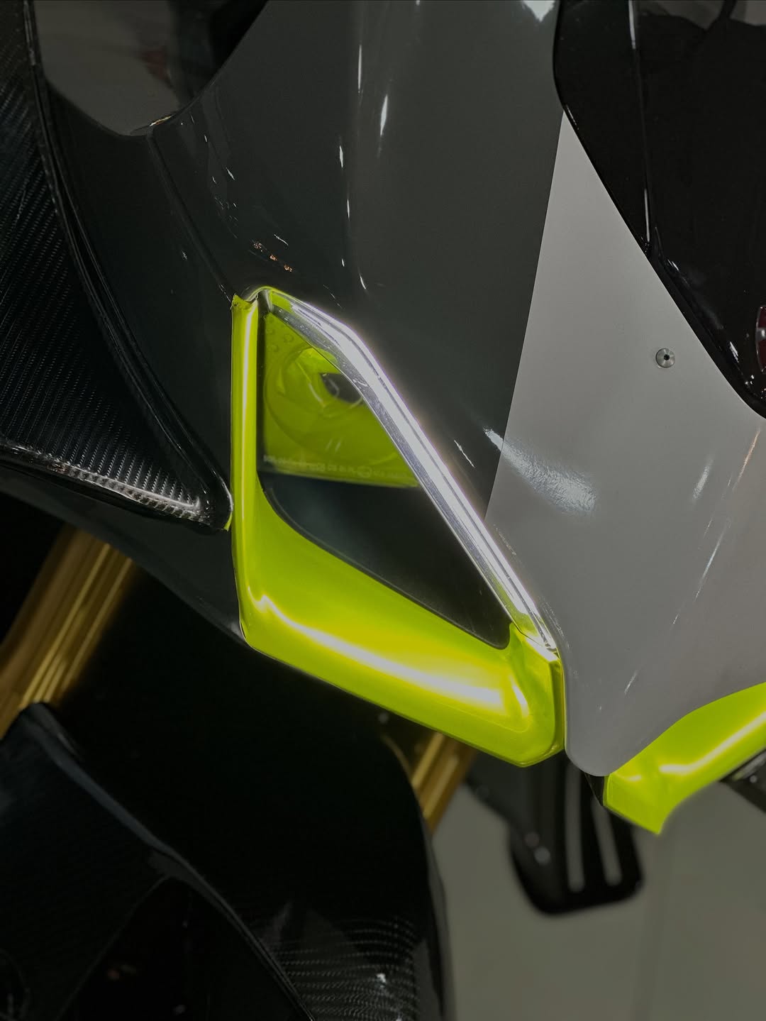 DUCATI PANIGALE V4 S - Imagem 10