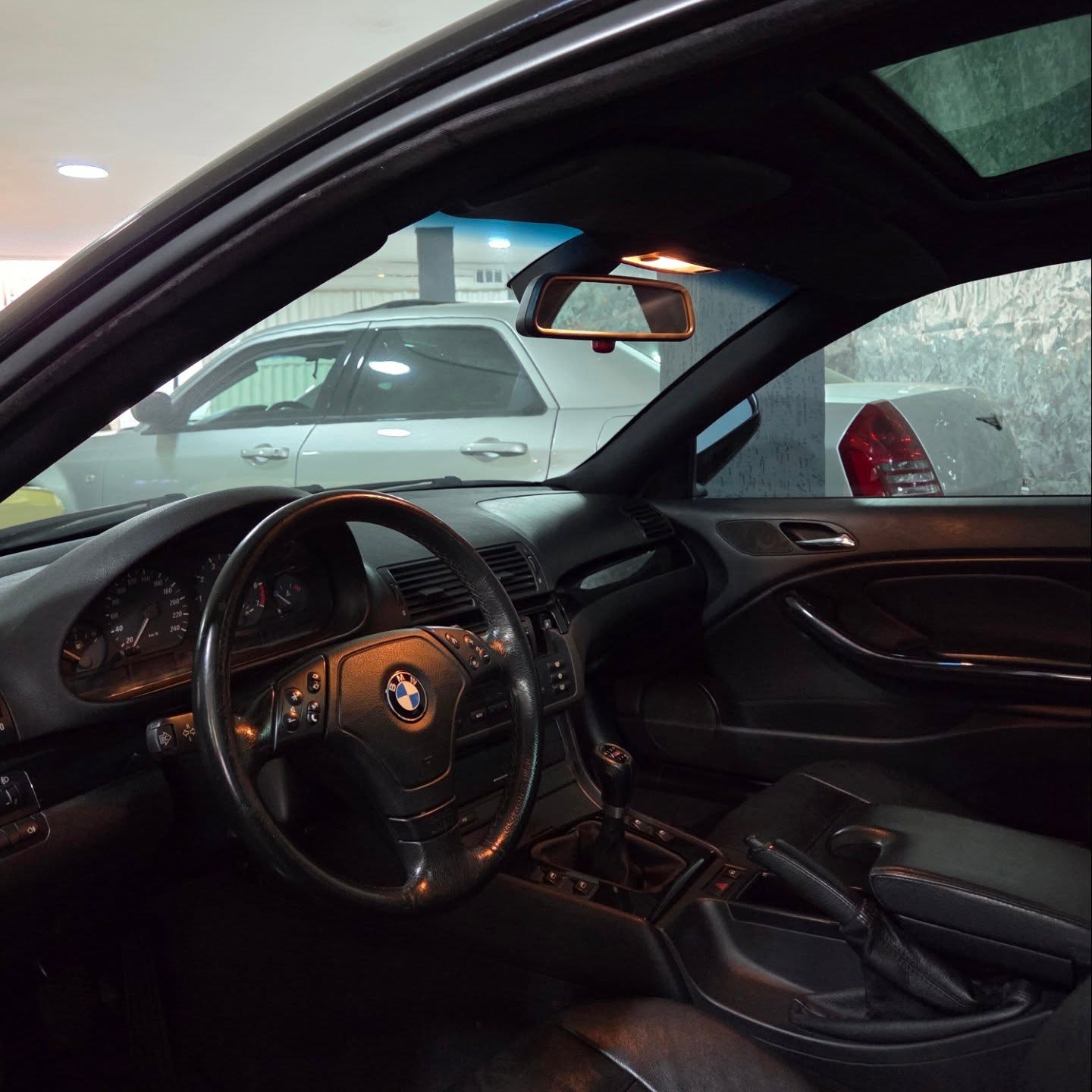 BMW E46 323CI - Imagem 17