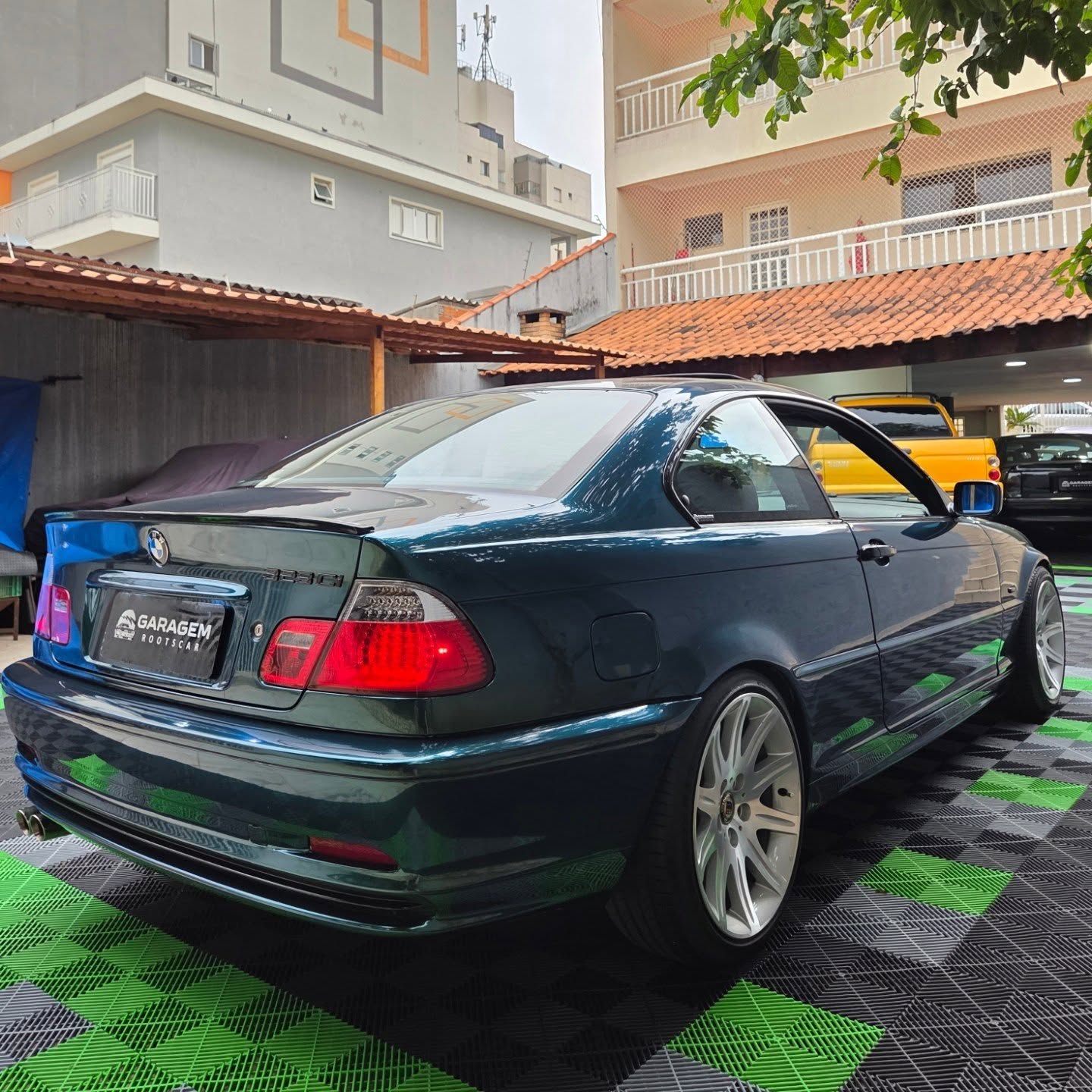 BMW E46 323CI - Imagem 9