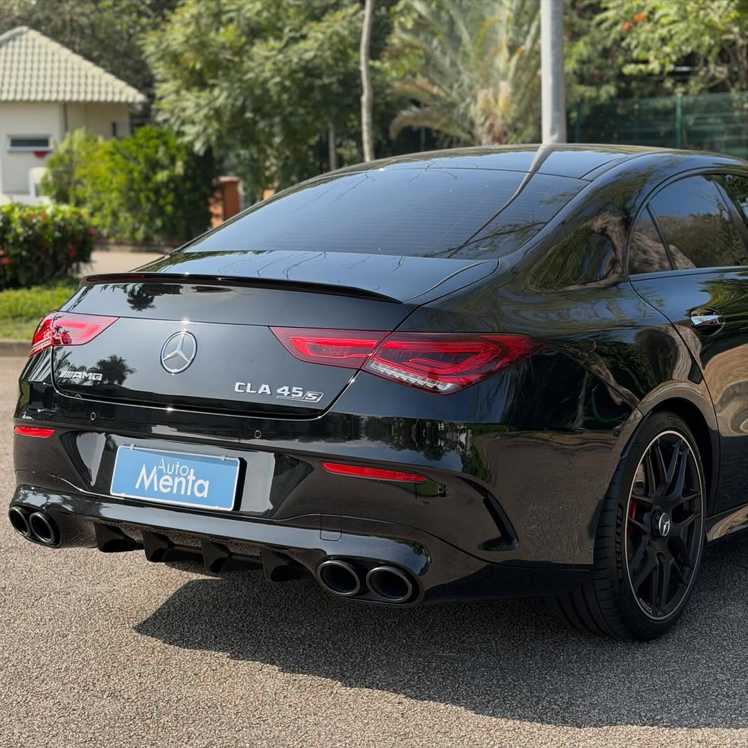 MERCEDES-BENZ CLA 45S AMG - Imagem 2