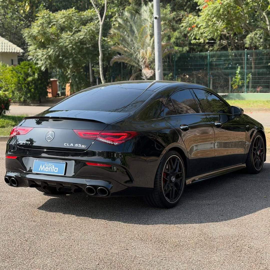MERCEDES-BENZ CLA 45S AMG - Imagem 3