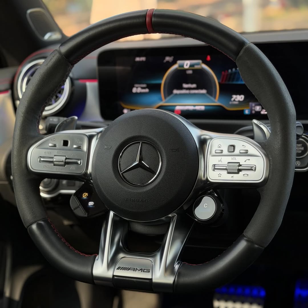 MERCEDES-BENZ CLA 45S AMG - Imagem 8