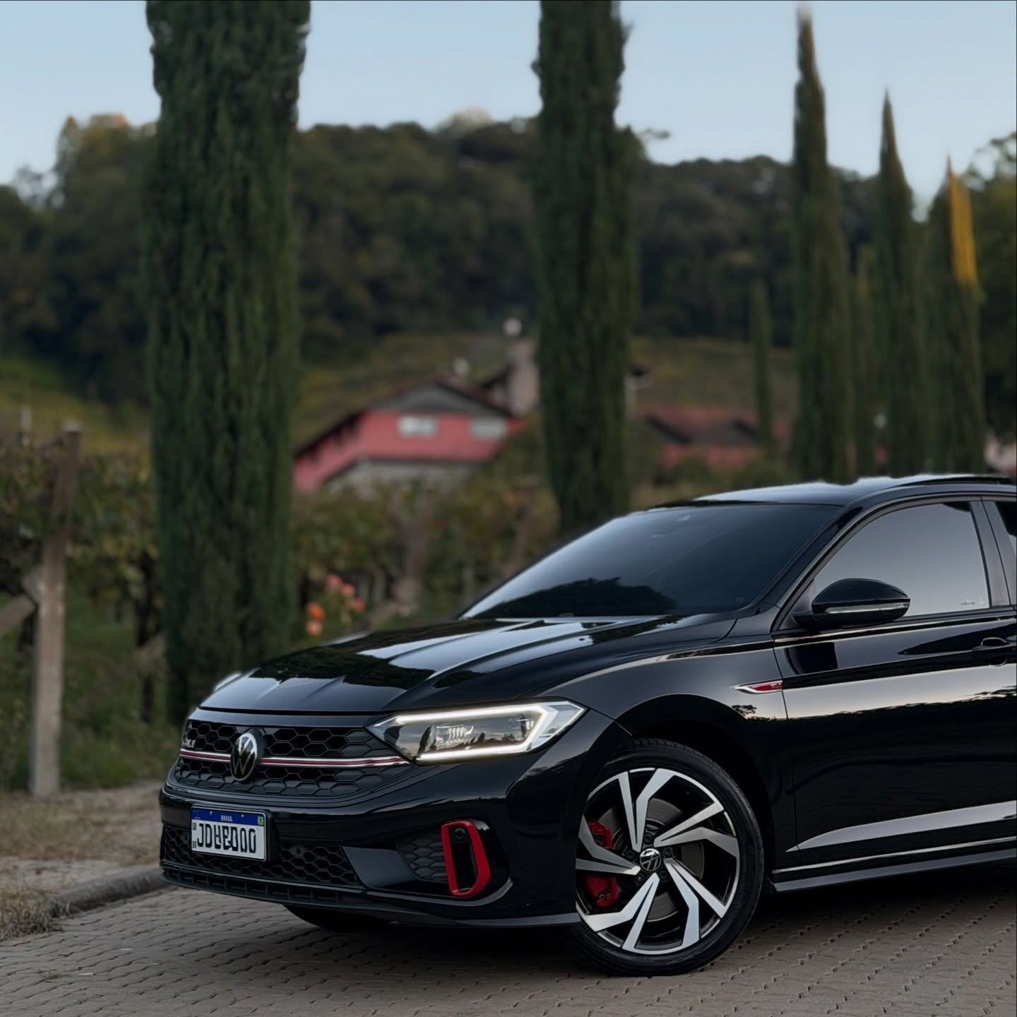 VOLKSWAGEN JETTA GLI - Imagem 2