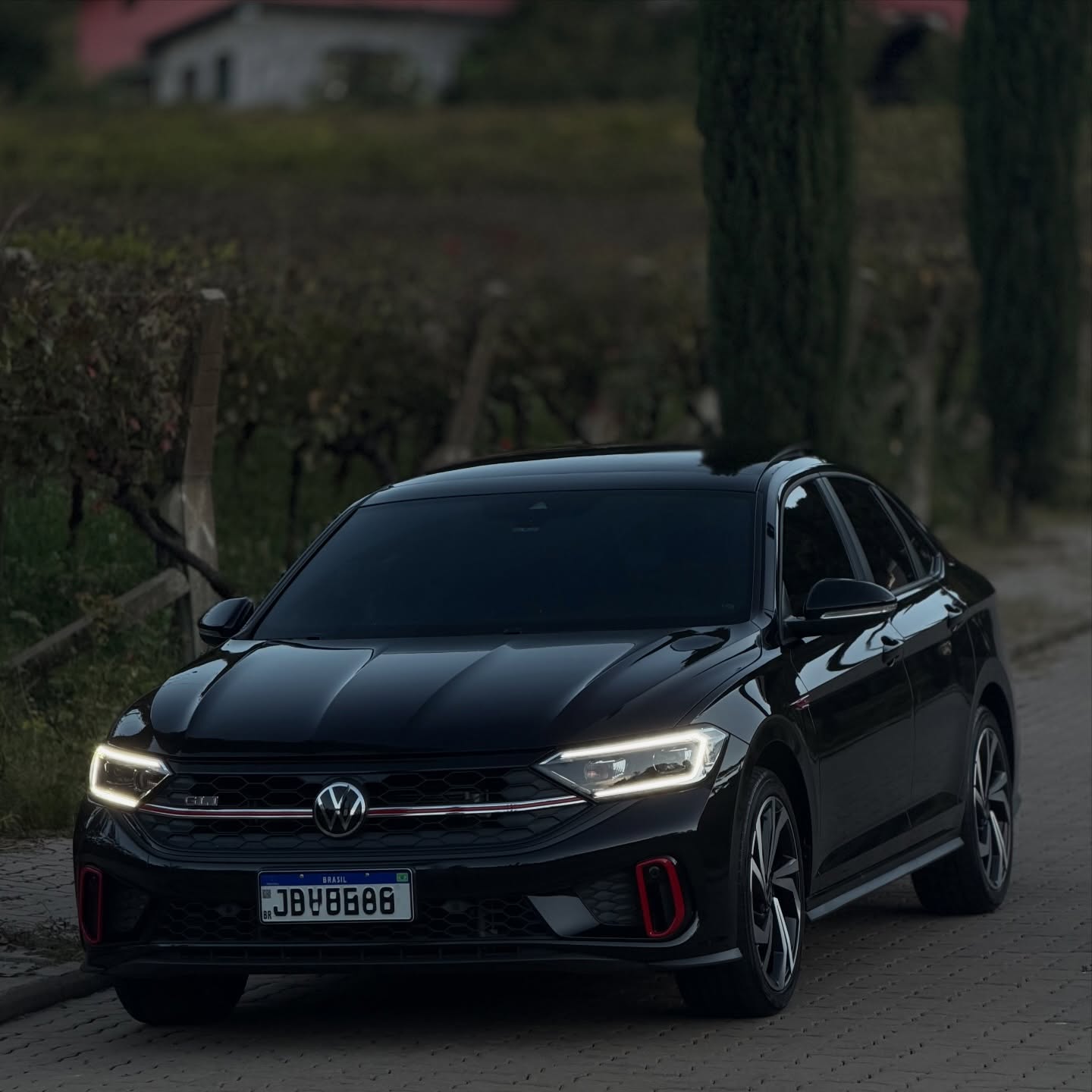 VOLKSWAGEN JETTA GLI - Imagem 13