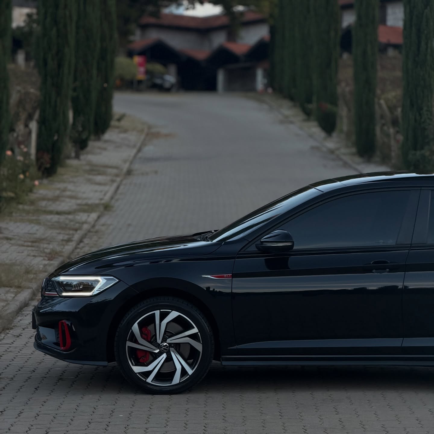VOLKSWAGEN JETTA GLI - Imagem 3