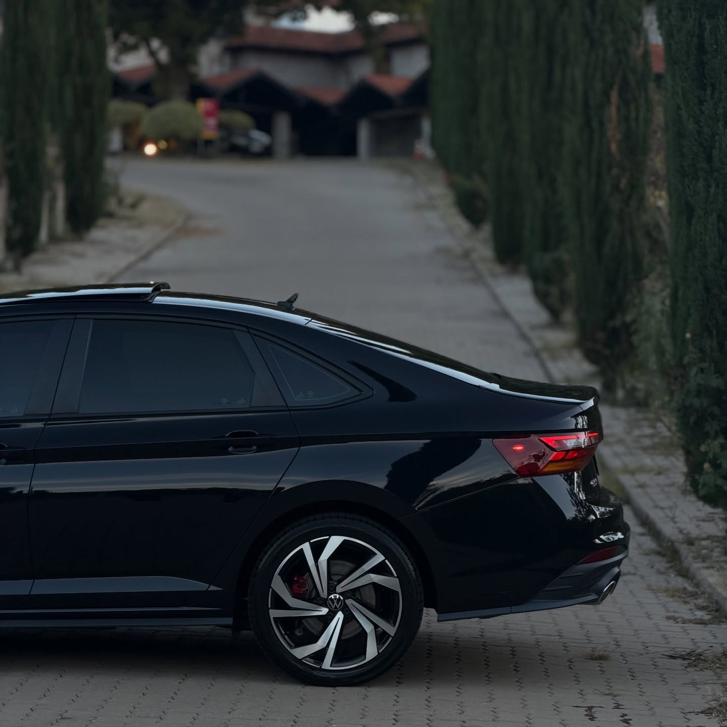 VOLKSWAGEN JETTA GLI - Imagem 4