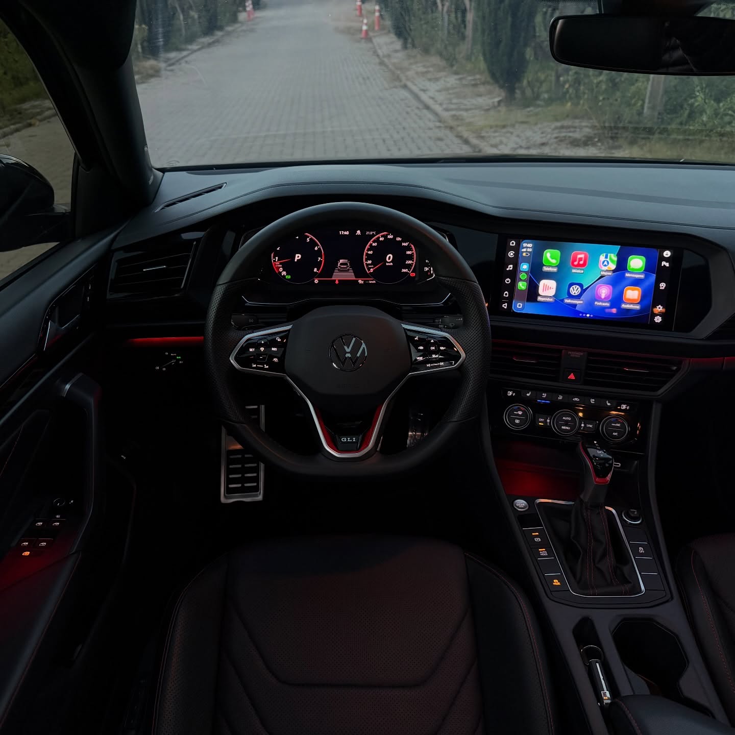 VOLKSWAGEN JETTA GLI - Imagem 7