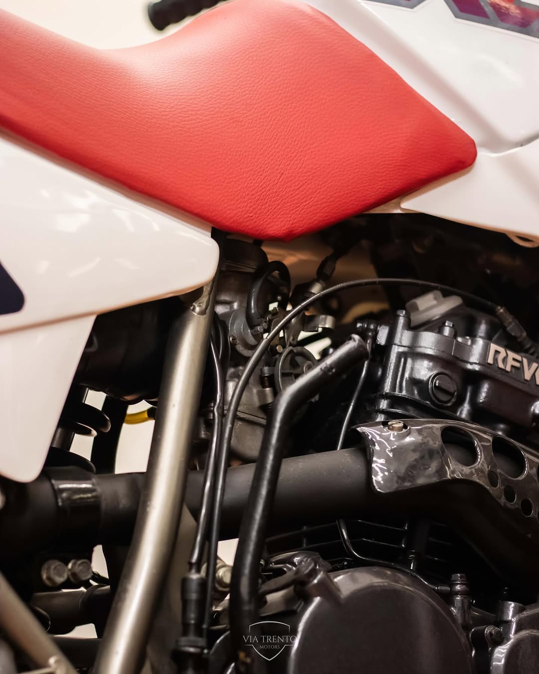 HONDA XLX 350R - Imagem 7