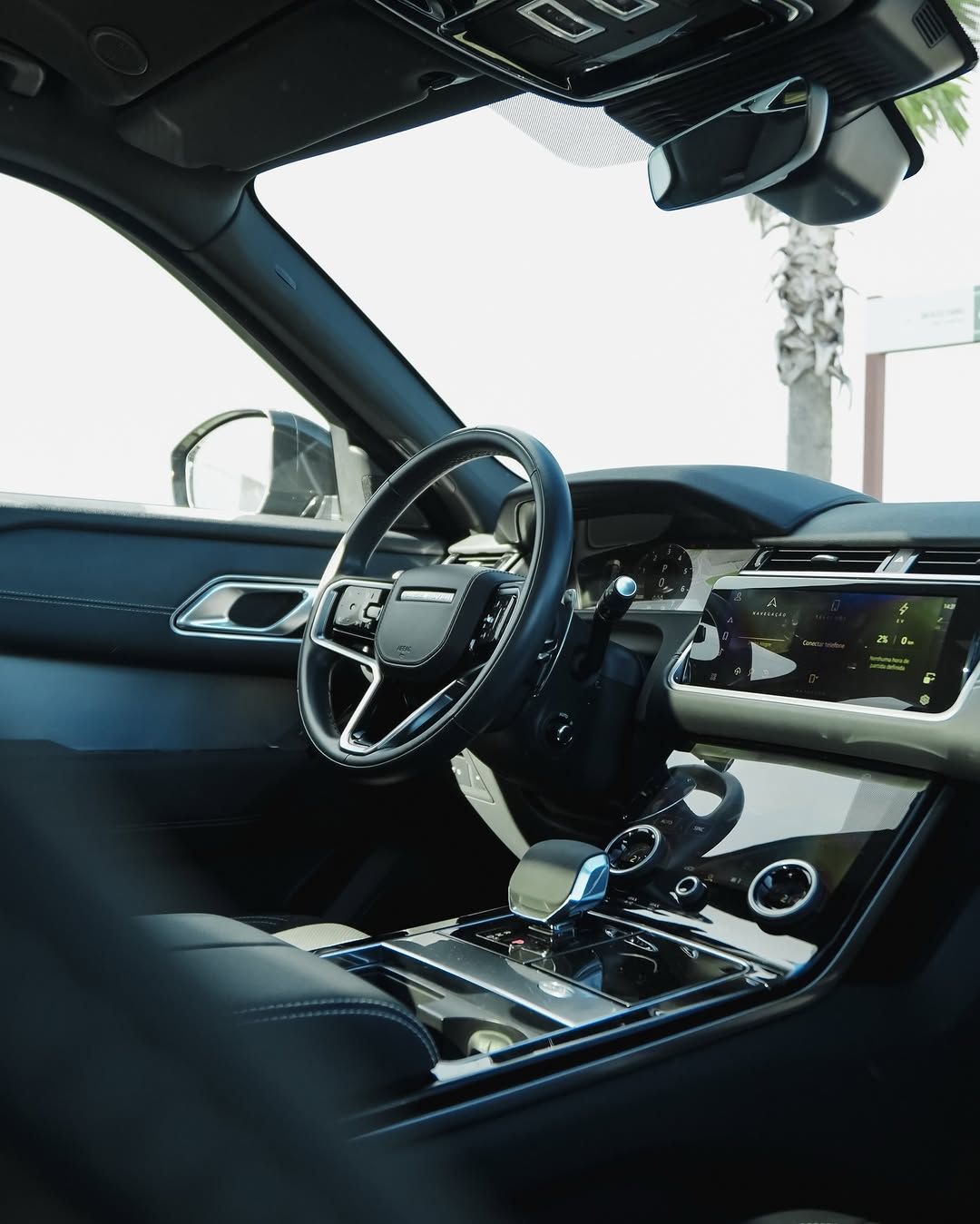 LAND ROVER RANGE ROVER VELAR P400E R-DYNAMIC HSE - Imagem 5