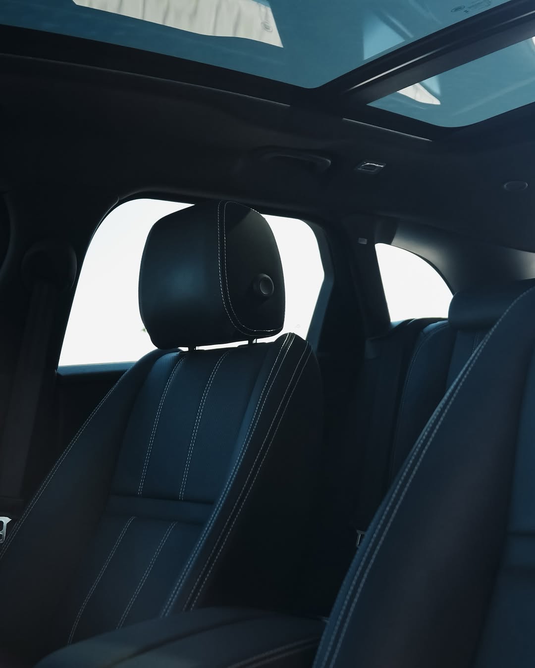 LAND ROVER RANGE ROVER VELAR P400E R-DYNAMIC HSE - Imagem 6