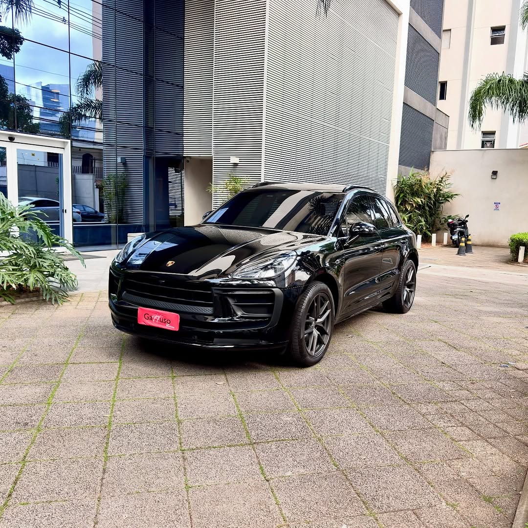 PORSCHE MACAN TOURING - Imagem 1
