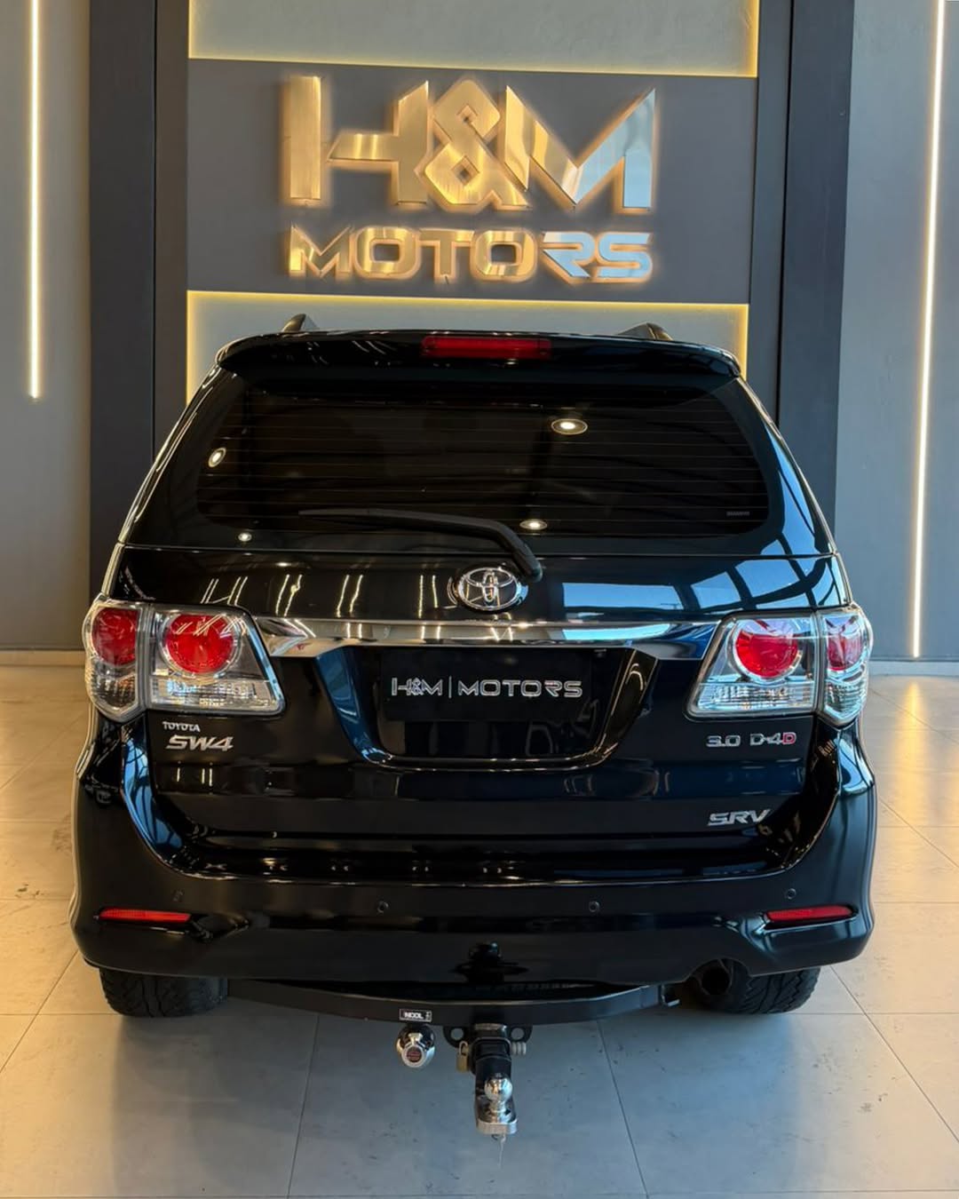 TOYOTA HILUX SW4 SRV 4X4 AUTOMÁTICA DIESEL - Imagem 6