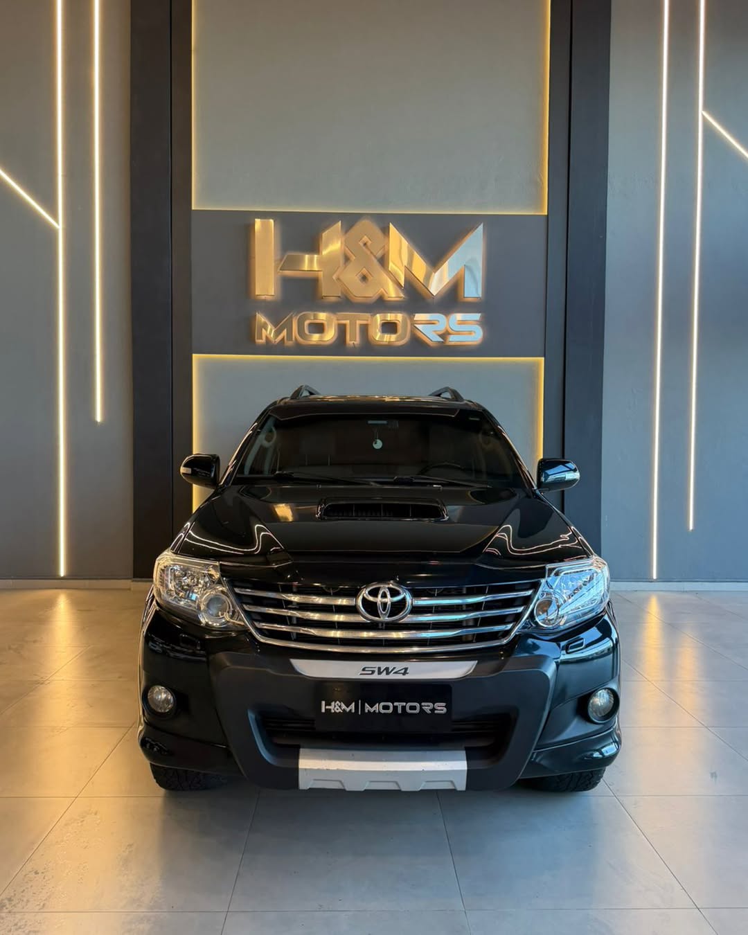 TOYOTA HILUX SW4 SRV 4X4 AUTOMÁTICA DIESEL - Imagem 7