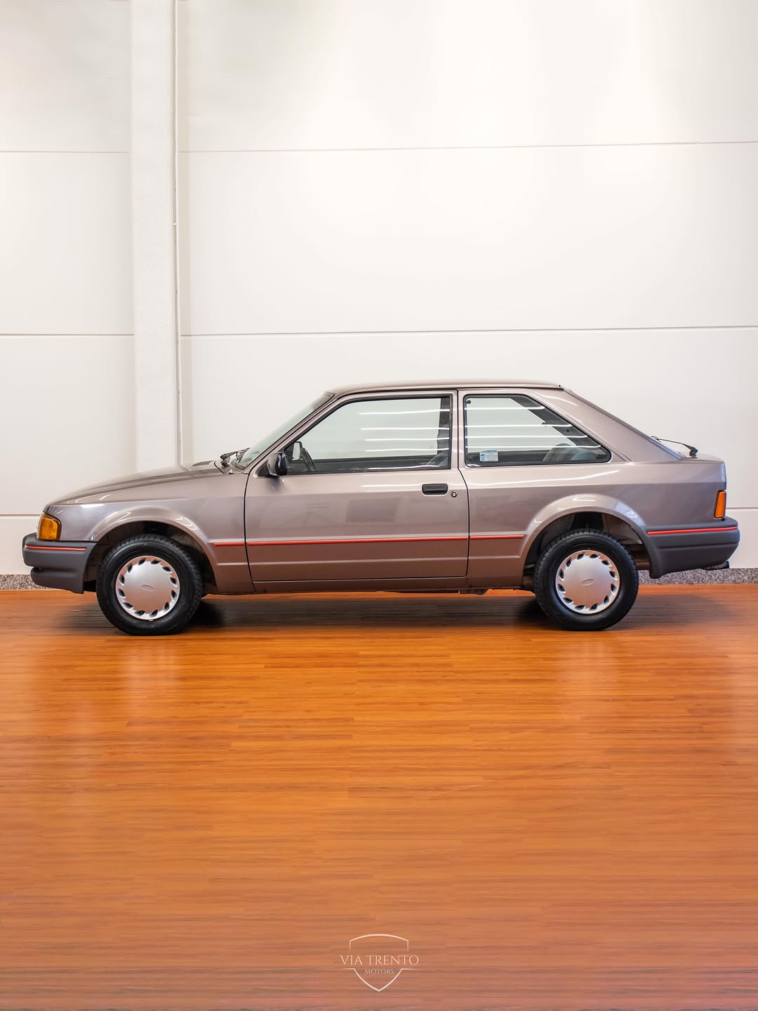 FORD ESCORT HOBBY - Imagem 2