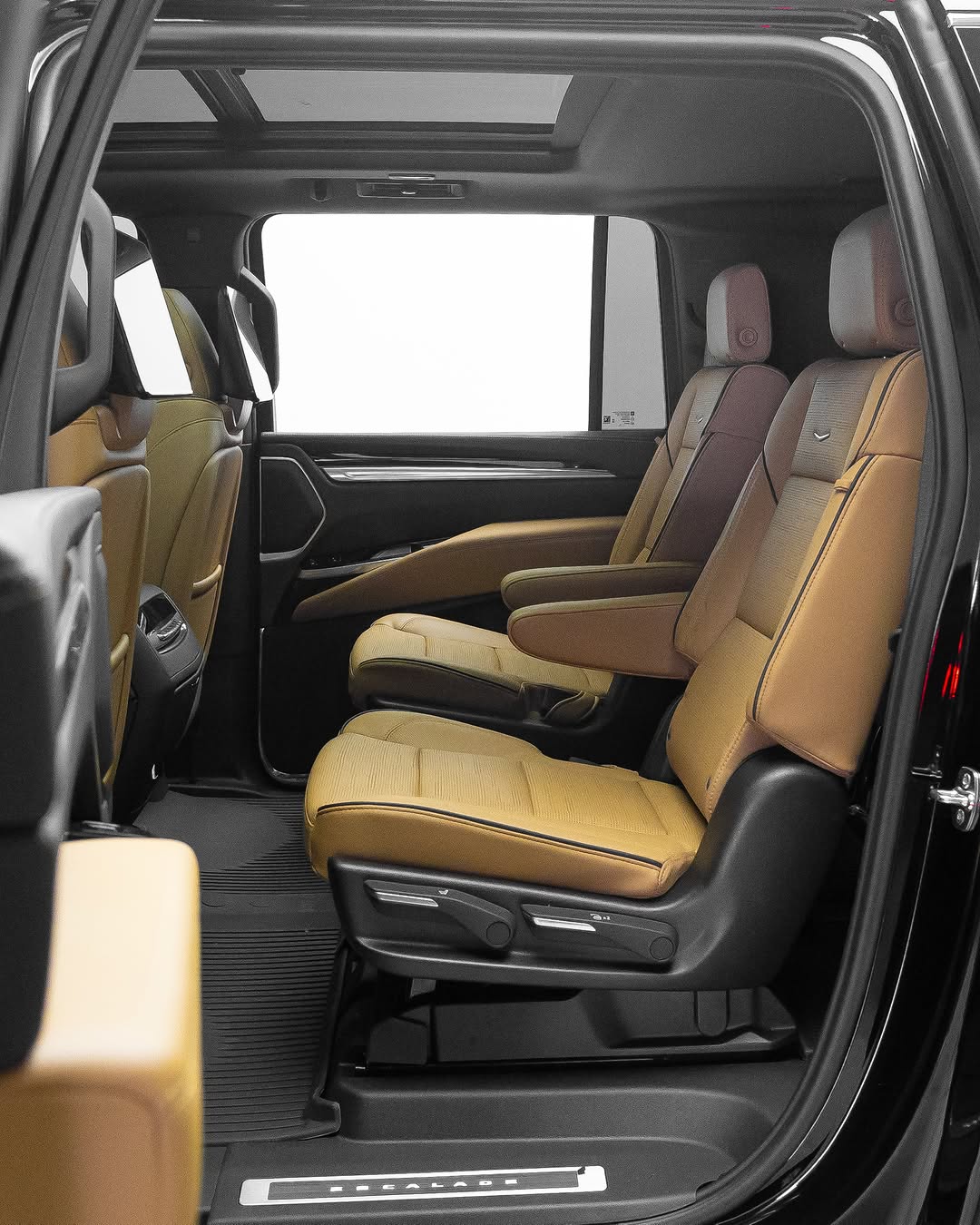 CADILLAC ESCALADE ESV PREMIUM LUXURY - Imagem 6