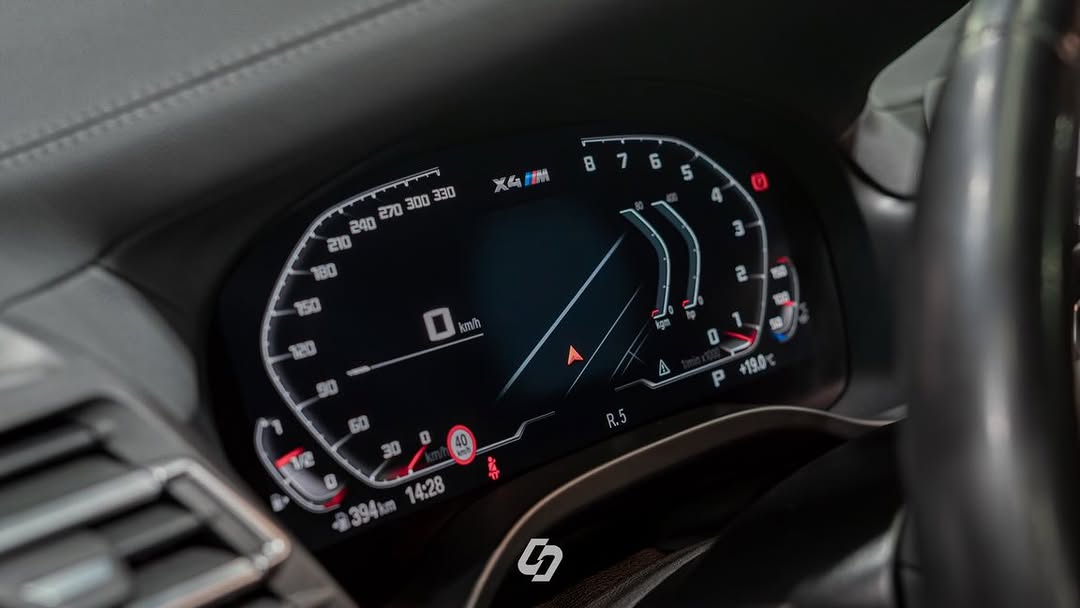 BMW X4 M40I SPECIAL EDITION - Imagem 16