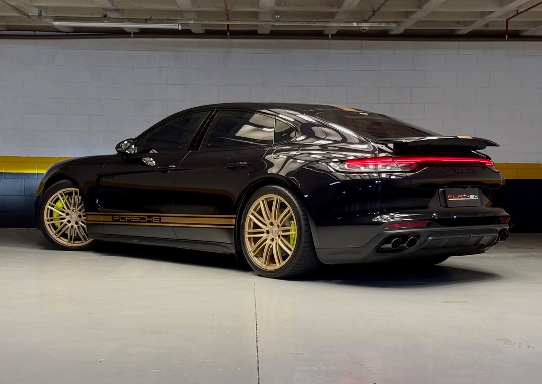 PORSCHE PANAMERA 4S - Imagem 18