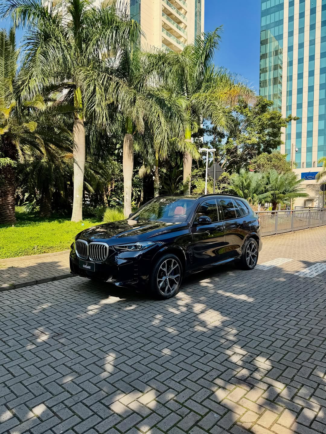 BMW X5 M SPORT50E - Imagem 1