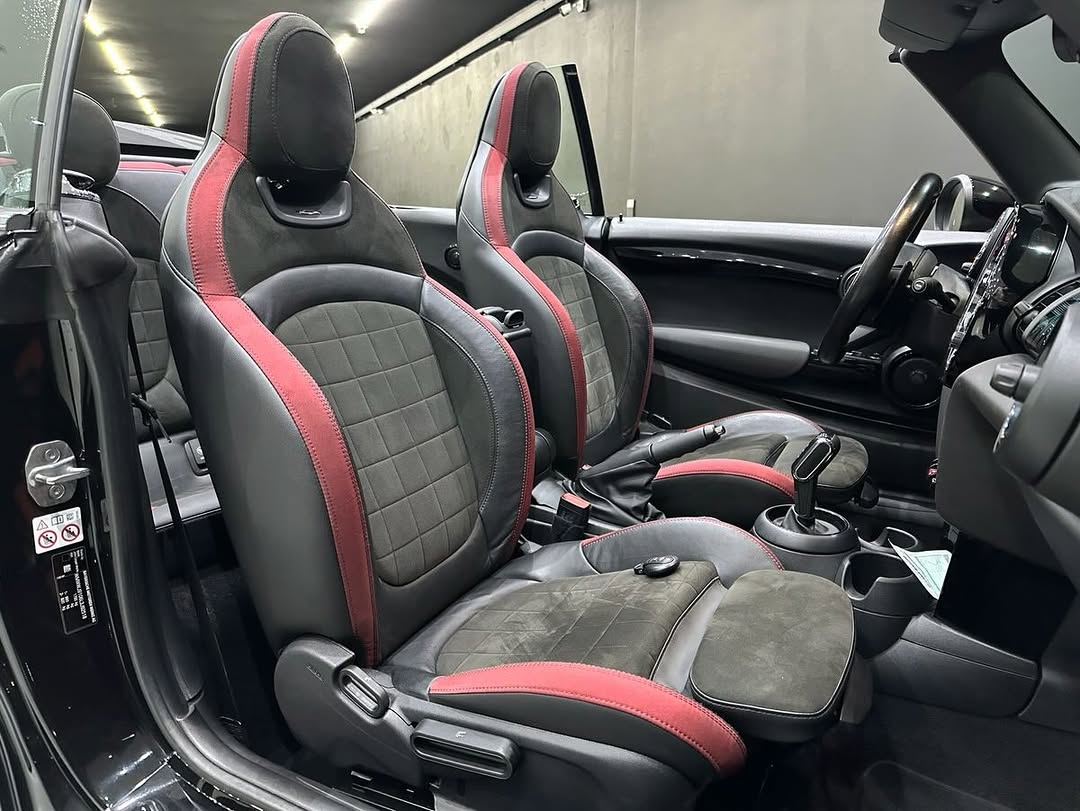 MINI COOPER JOHN COOPER WORKS CABRIO - Imagem 9