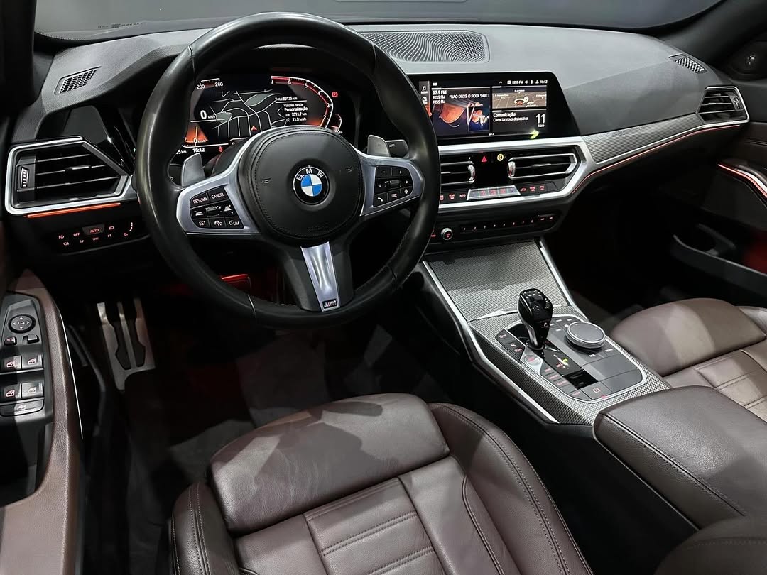 BMW 320I M SPORT - Imagem 8