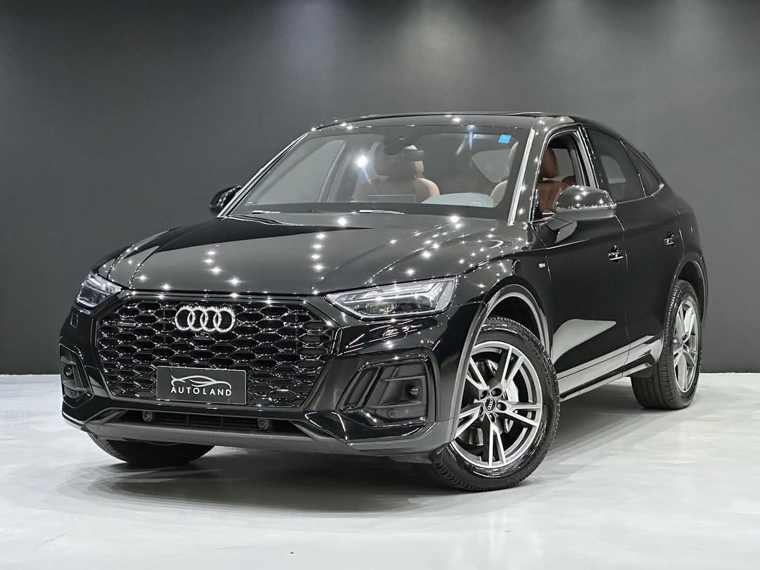 AUDI Q5 55 TFSI PHEV SPORTBACK PERFORMANCE BLACK QUATTRO S TRONIC - Imagem 3