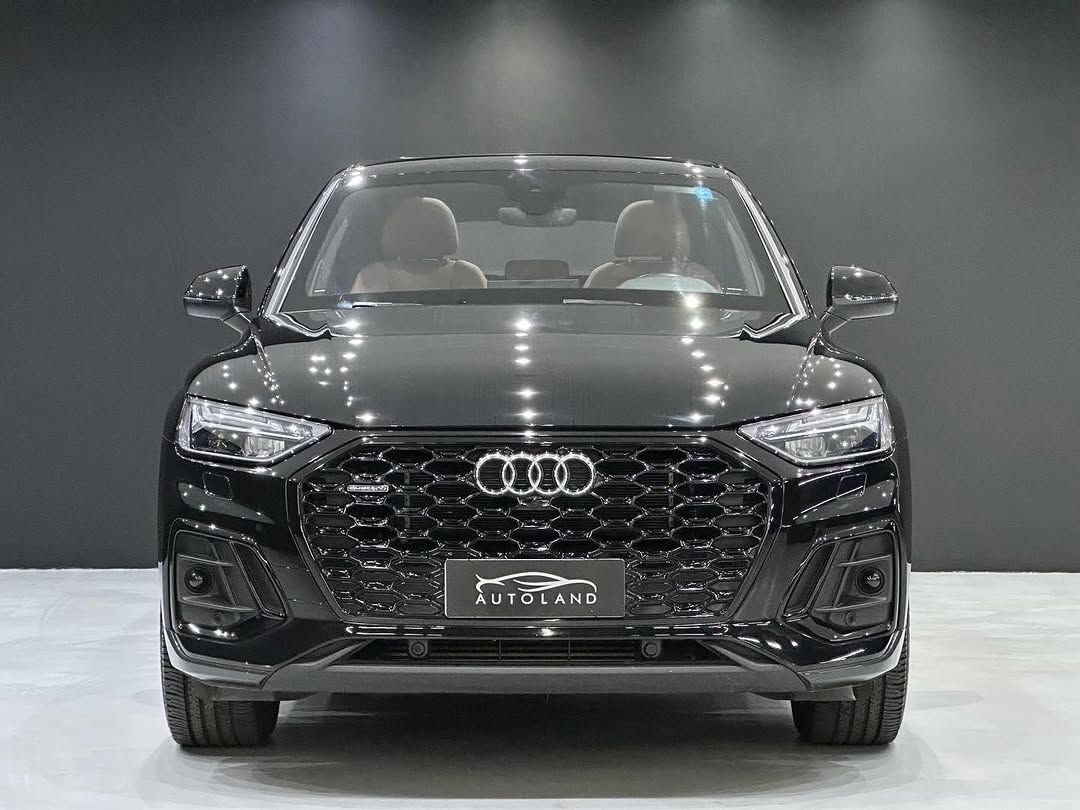 AUDI Q5 55 TFSI PHEV SPORTBACK PERFORMANCE BLACK QUATTRO S TRONIC - Imagem 10