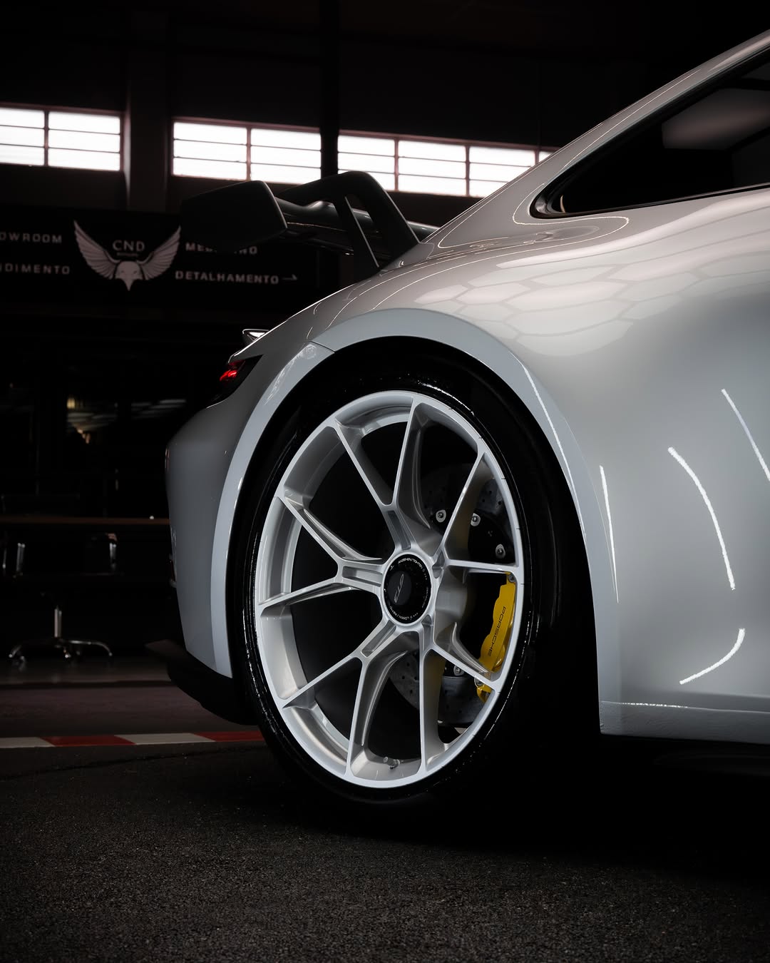 PORSCHE 911 GT3 - Imagem 9