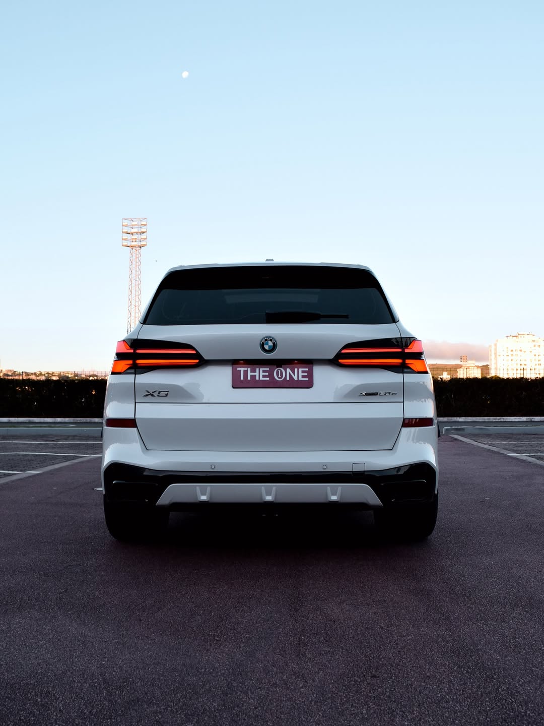 BMW X5 XDRIVE50E M SPORT - Imagem 8