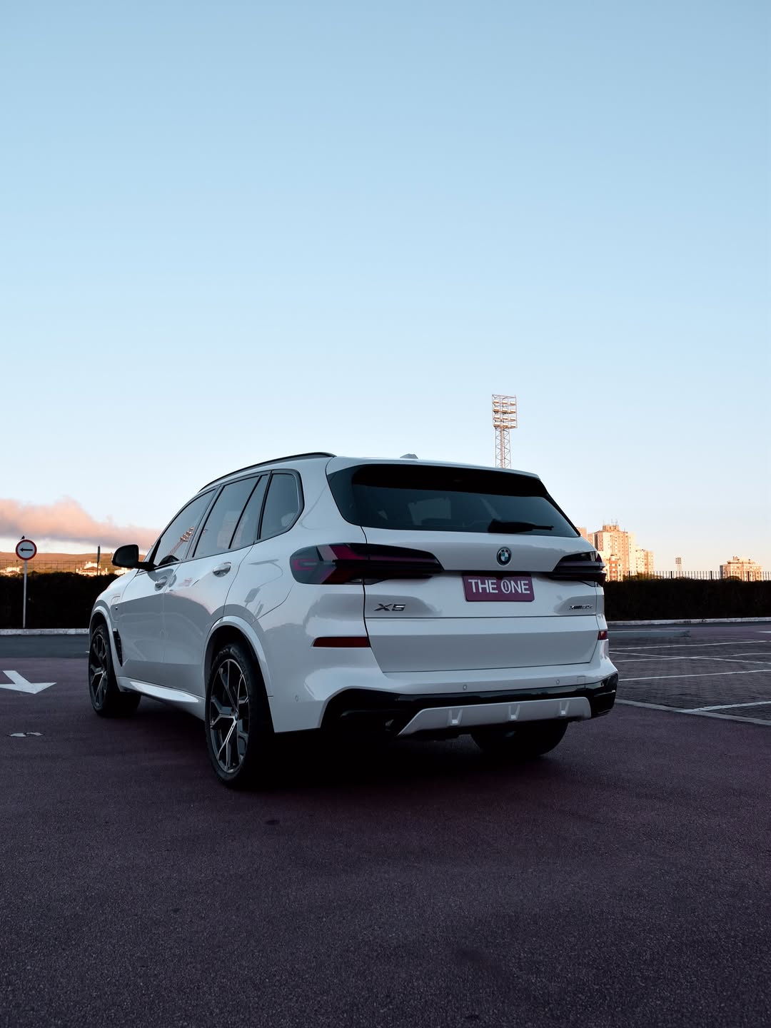 BMW X5 XDRIVE50E M SPORT - Imagem 9