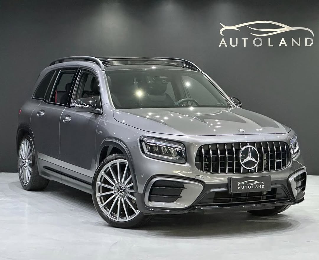 MERCEDES-BENZ GLB 35 AMG - Imagem 2