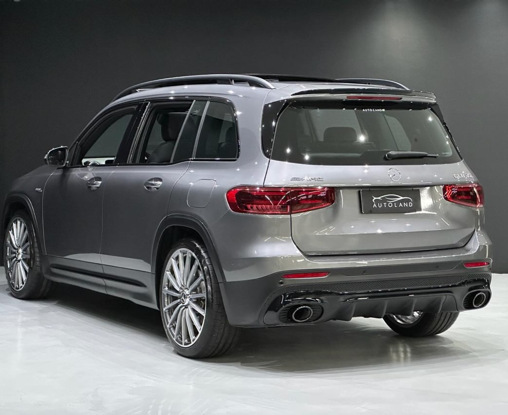 MERCEDES-BENZ GLB 35 AMG - Imagem 3