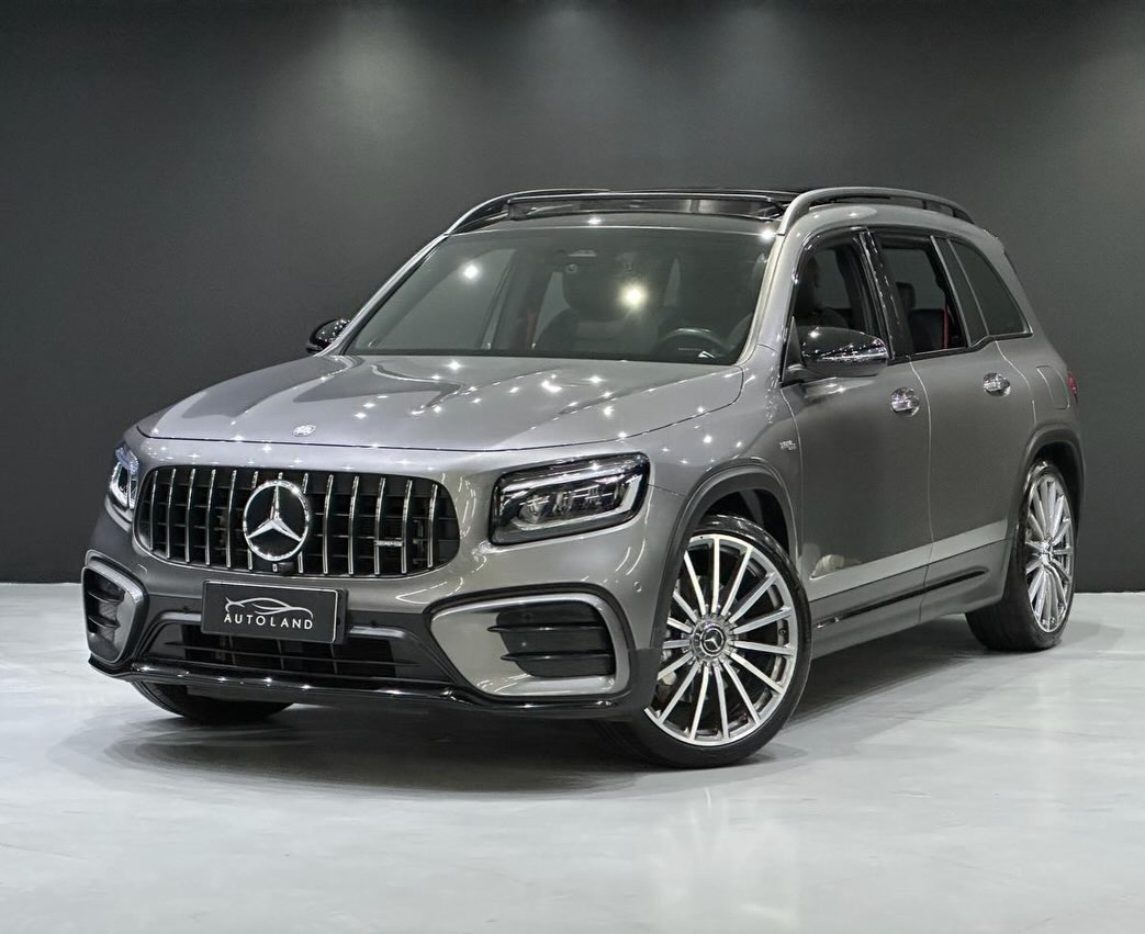 MERCEDES-BENZ GLB 35 AMG - Imagem 4