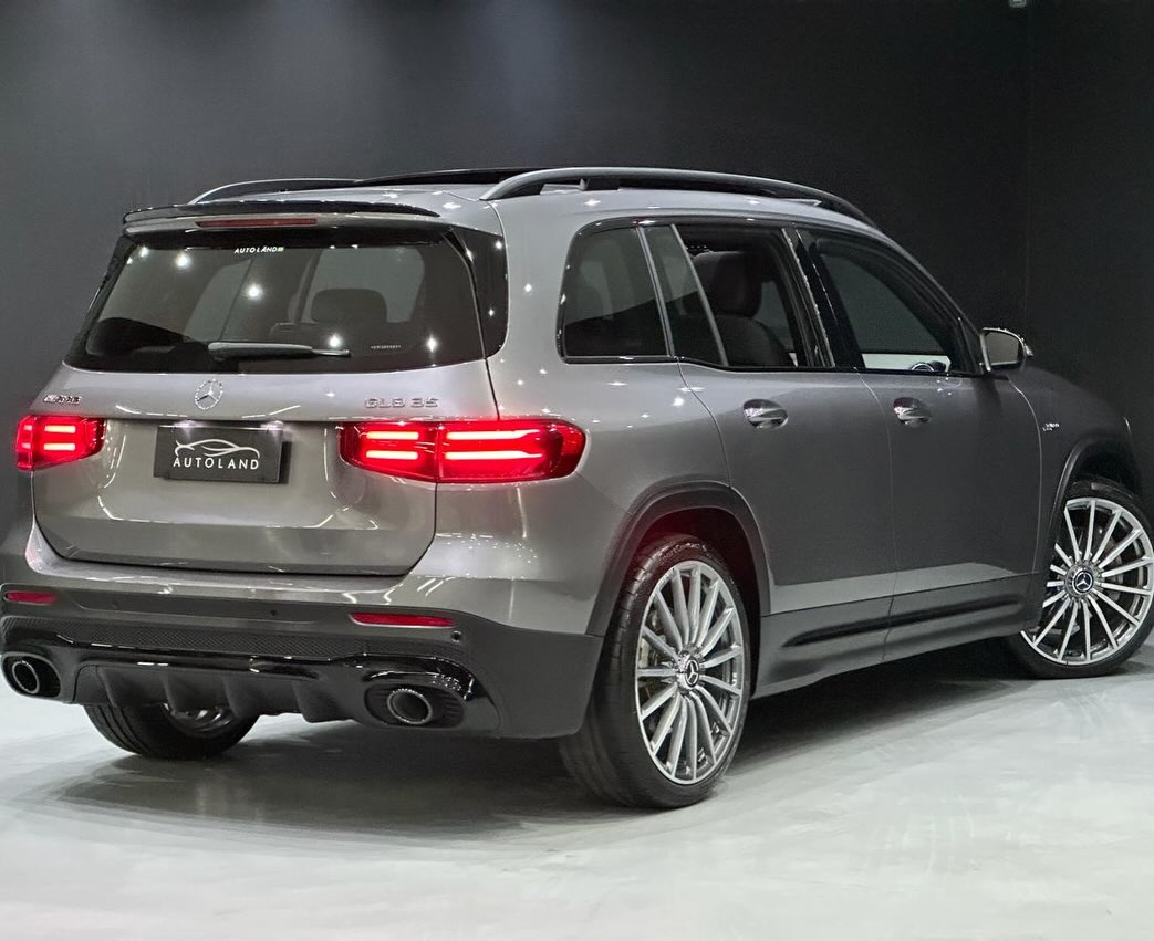MERCEDES-BENZ GLB 35 AMG - Imagem 5