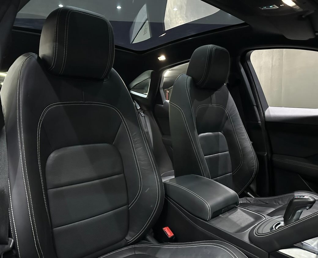 JAGUAR E-PACE R-DYNAMIC - Imagem 8