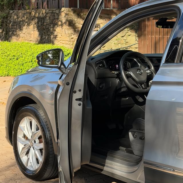 VOLKSWAGEN TIGUAN ALLSPACE COMFORT 250 TSI - Imagem 9