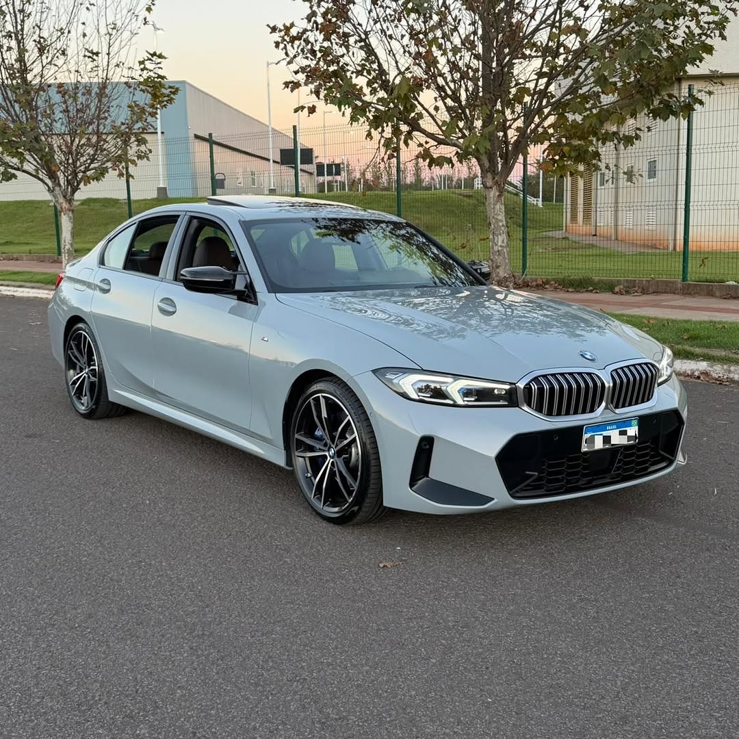 BMW 320I M SPORT - Imagem 3