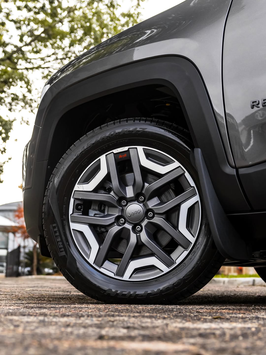 JEEP RENEGADE ALTITUDE - Imagem 12