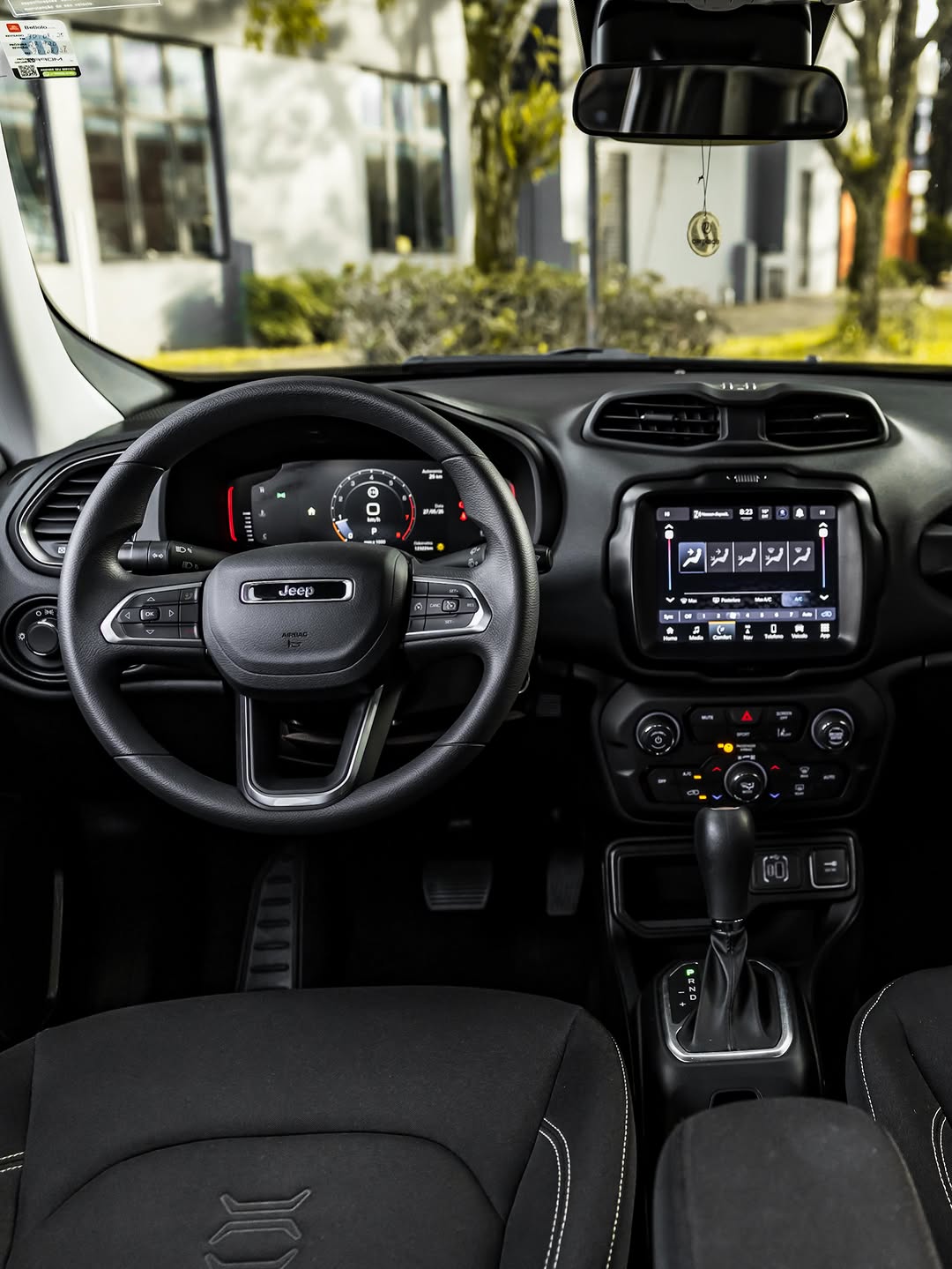 JEEP RENEGADE ALTITUDE - Imagem 3