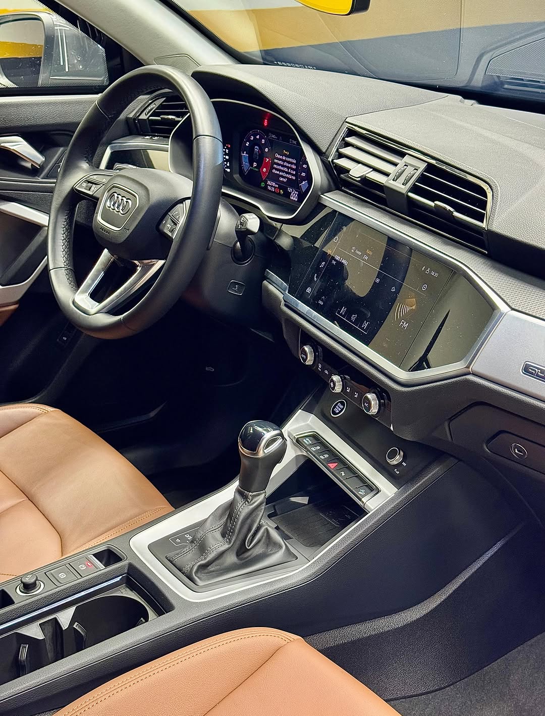 AUDI Q3 SPORTBACK PERFORMANCE BLACK - Imagem 6