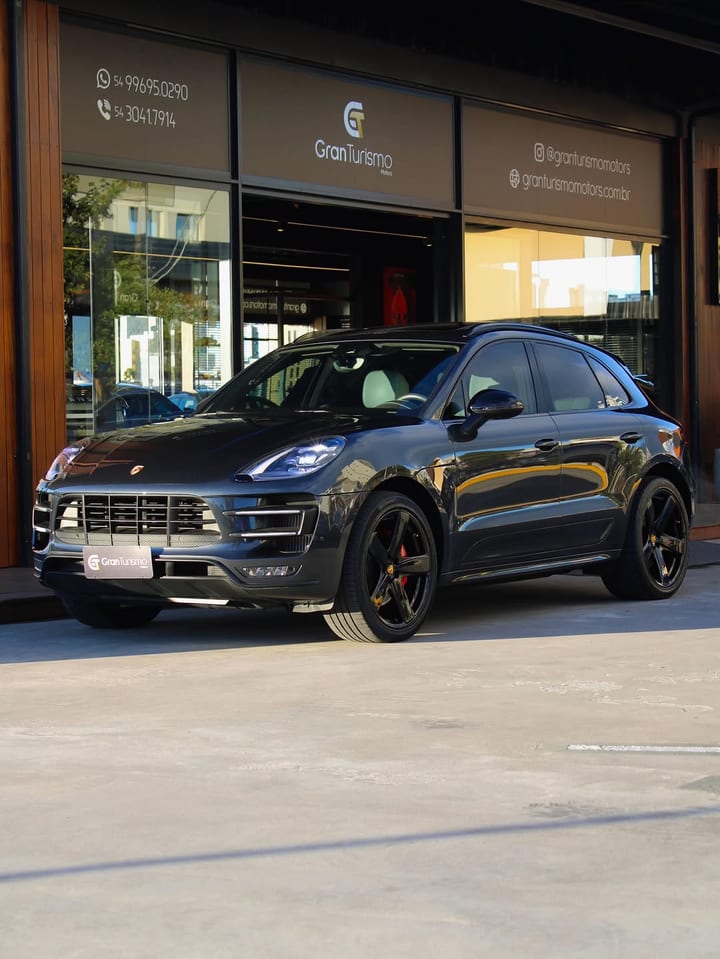 PORSCHE MACAN TURBO