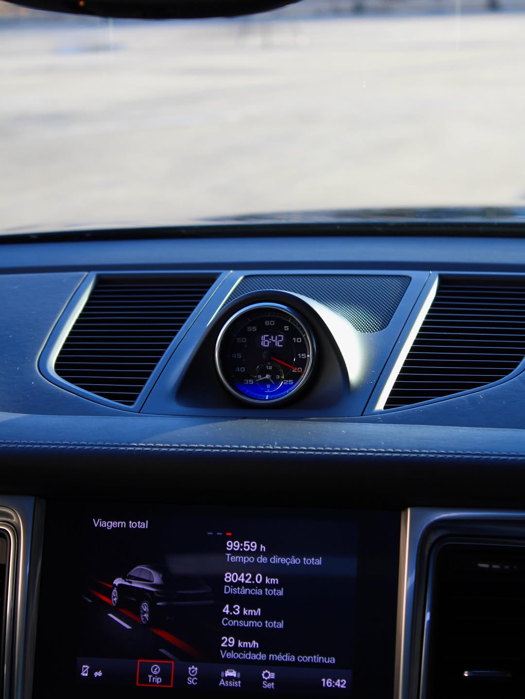 PORSCHE MACAN TURBO - Imagem 7
