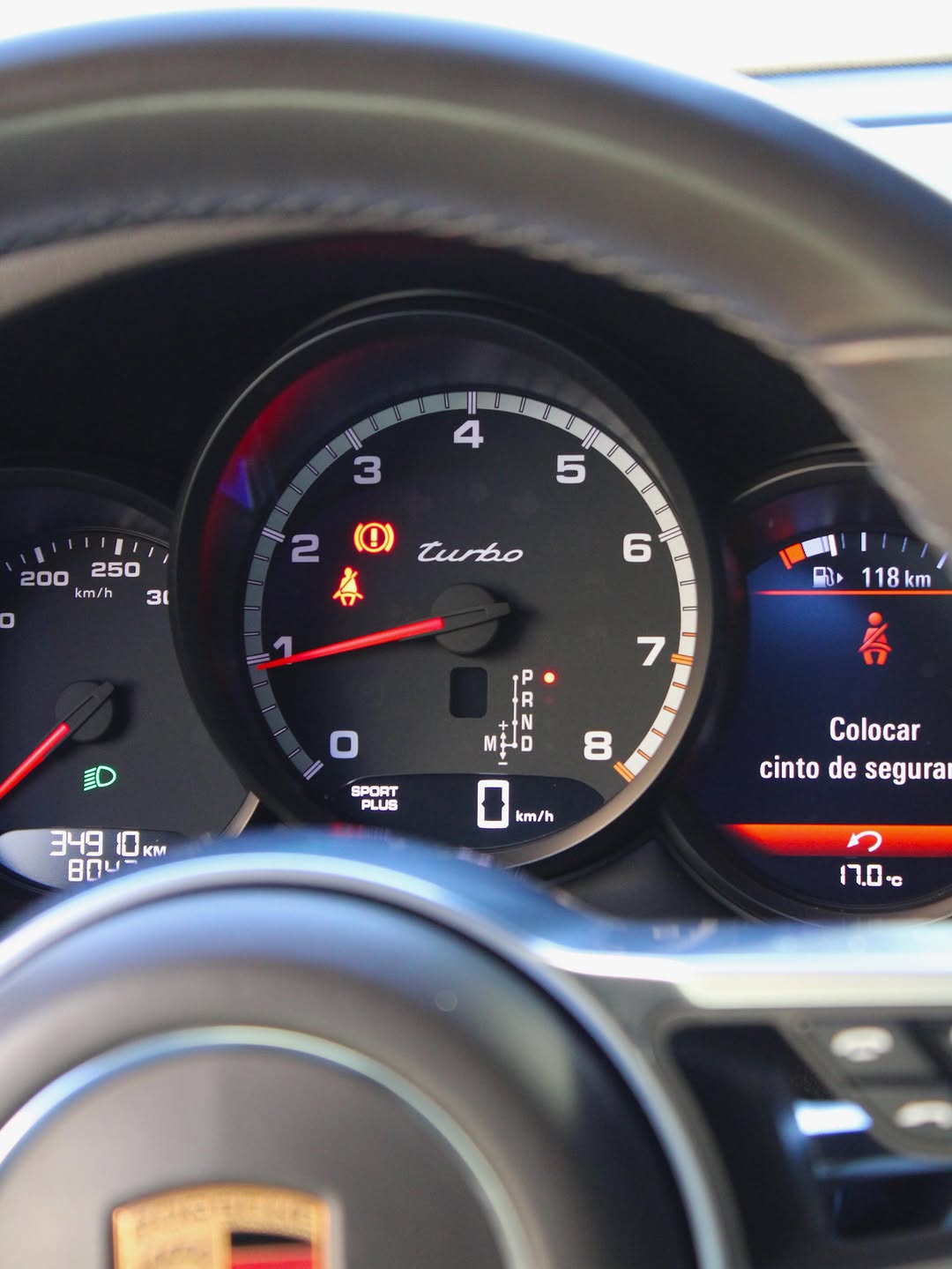 PORSCHE MACAN TURBO - Imagem 10
